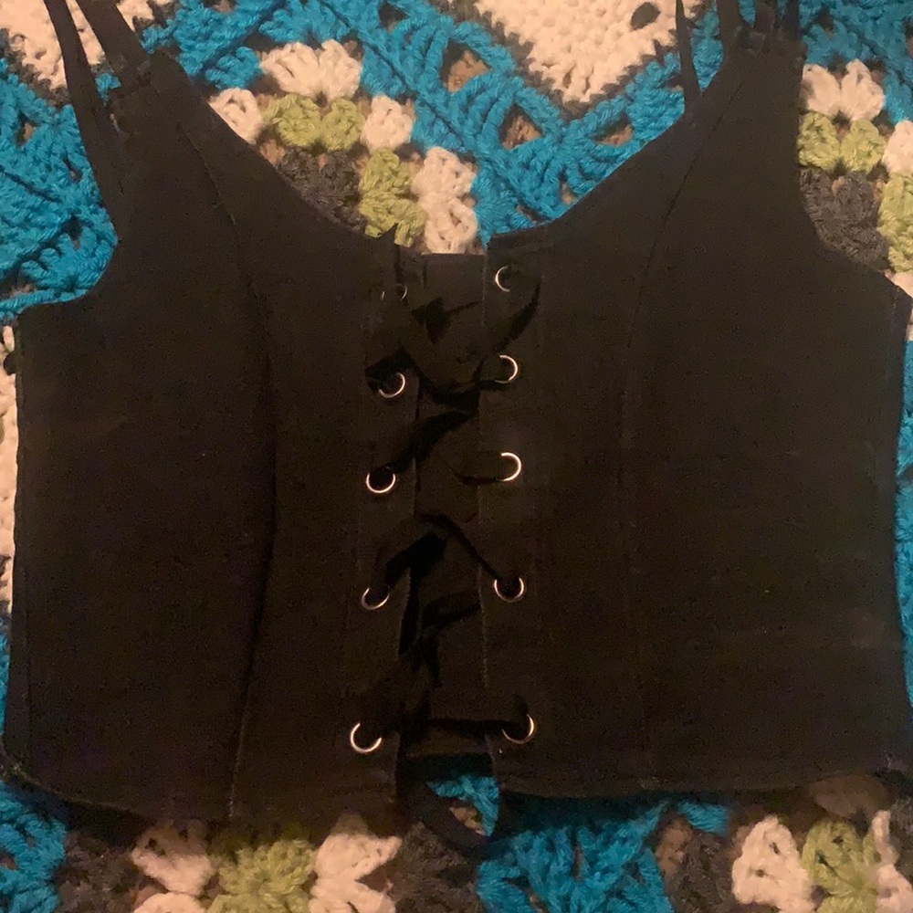 black lace up crop top